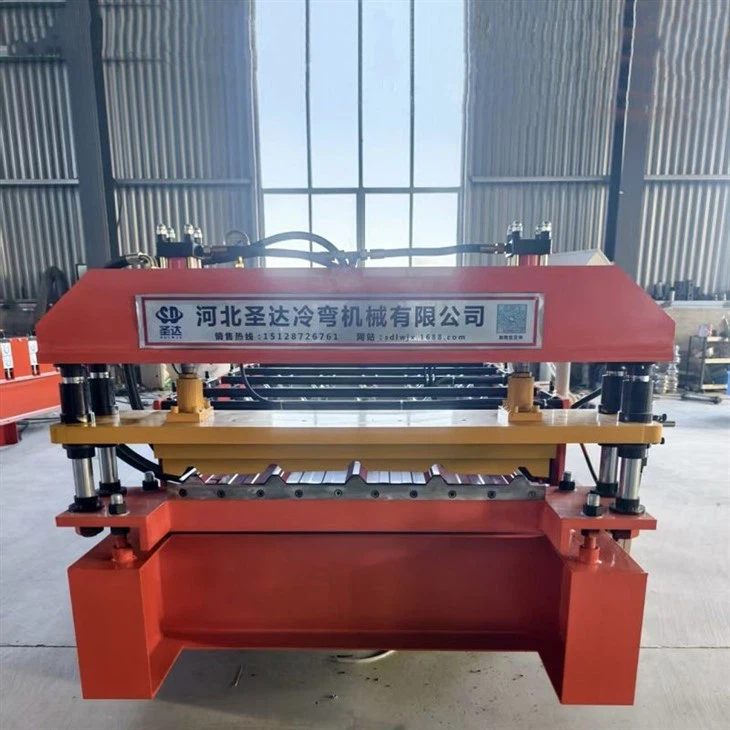 840 Roofing Sheet Roll Forming Machine