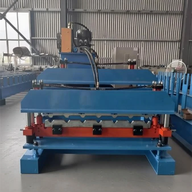 Roof Panel Crimping Machine